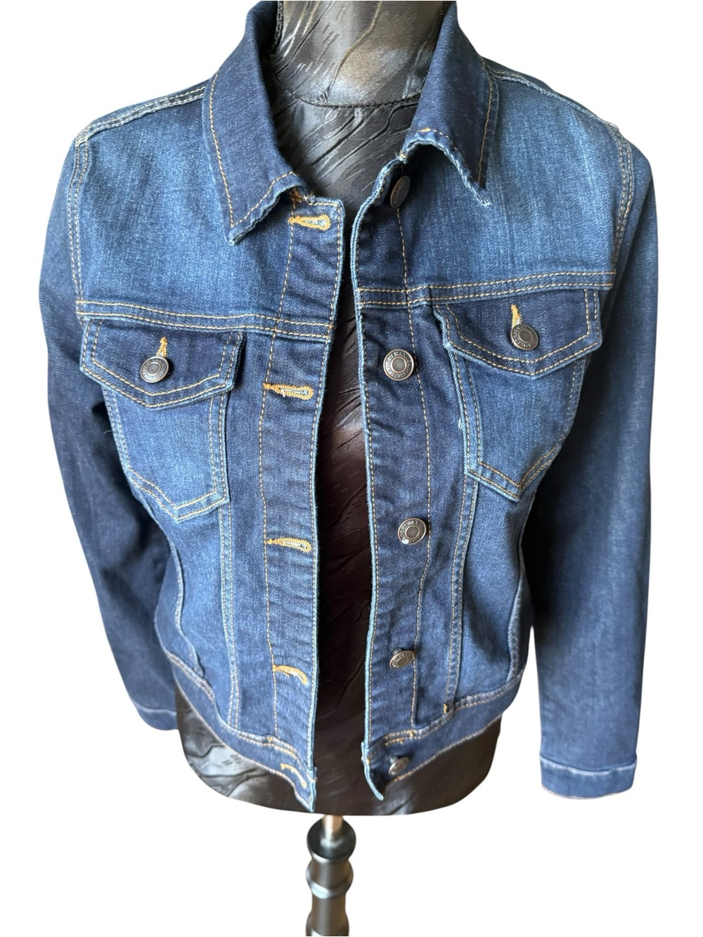 Wax Jean Women’s Medium Denim Jacket Dark Wash Stretch Trucker Button Front